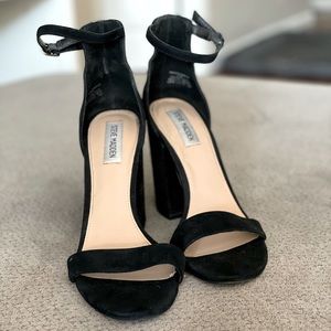 Steve Madden Black Chunky Heel (9.5 M)